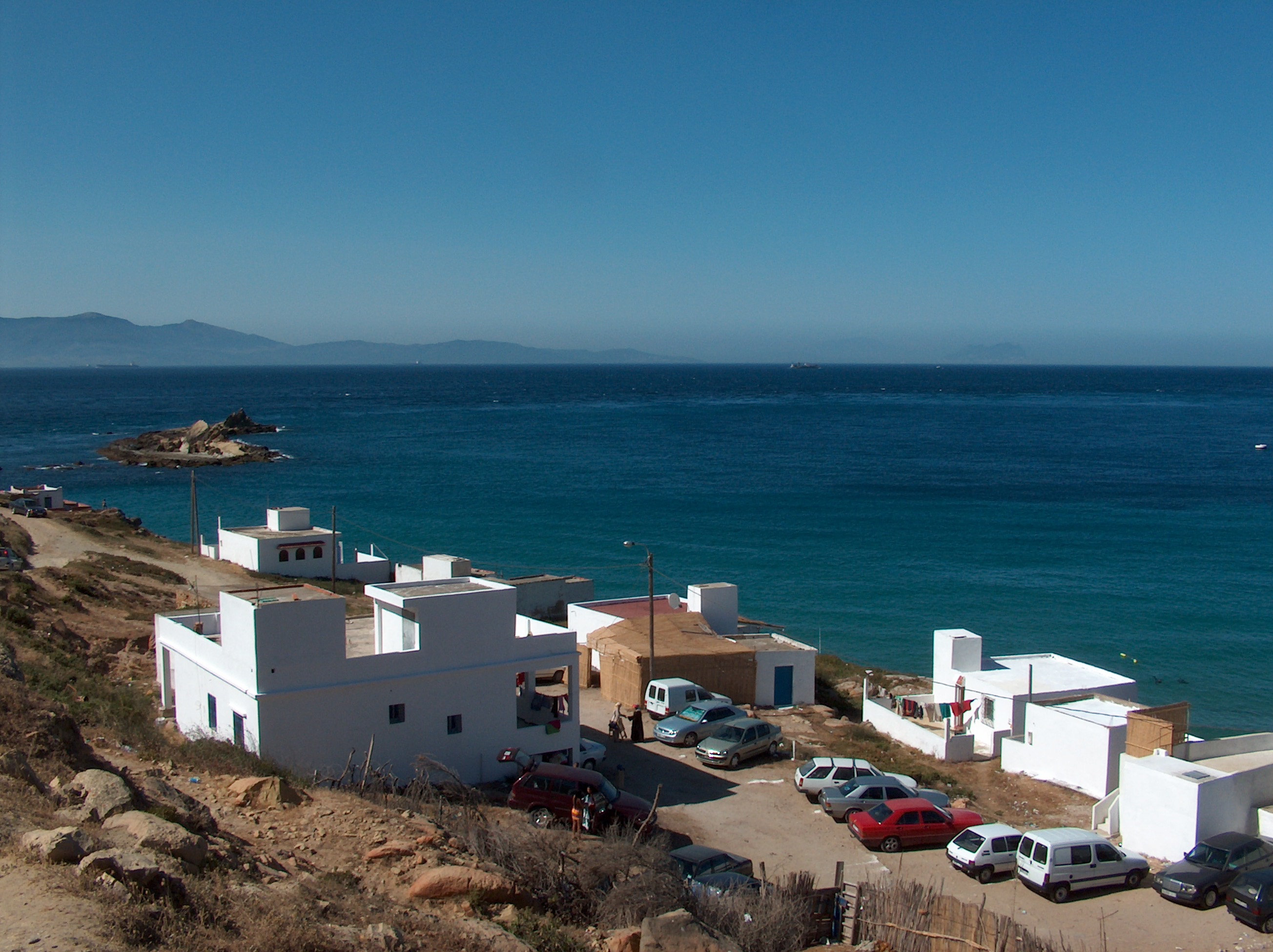 Plage Dahlia & Cap Cirres.